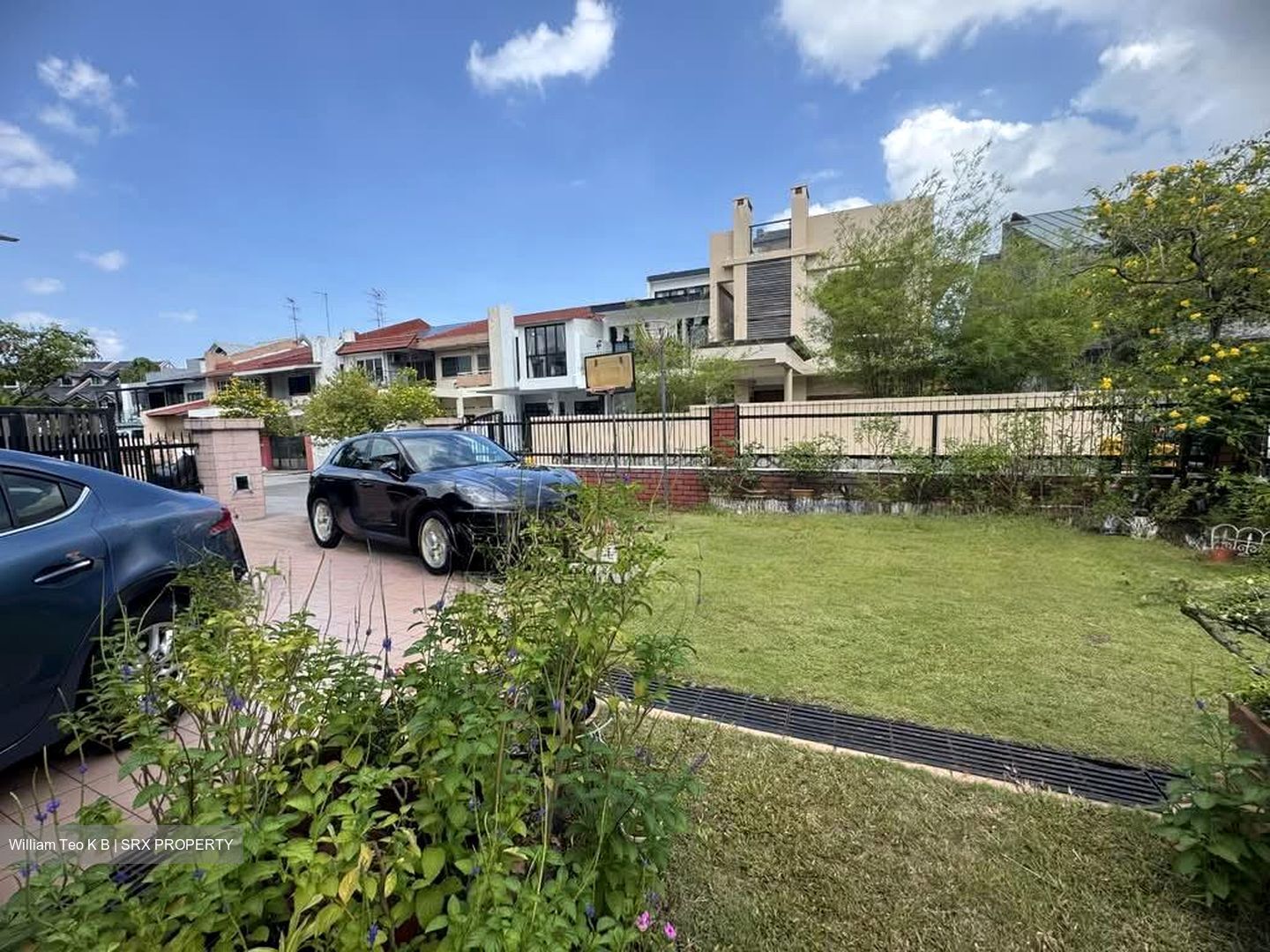 Golden Hill Estate (D19), Terrace #554770861